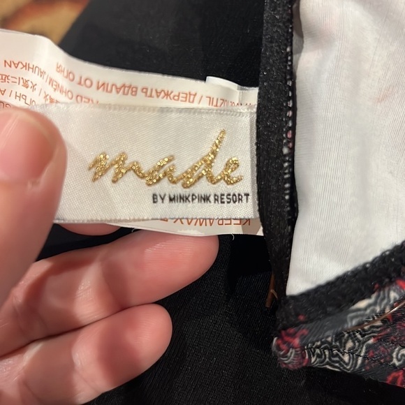 Minkpink bikini top size small - Picture 6 of 7